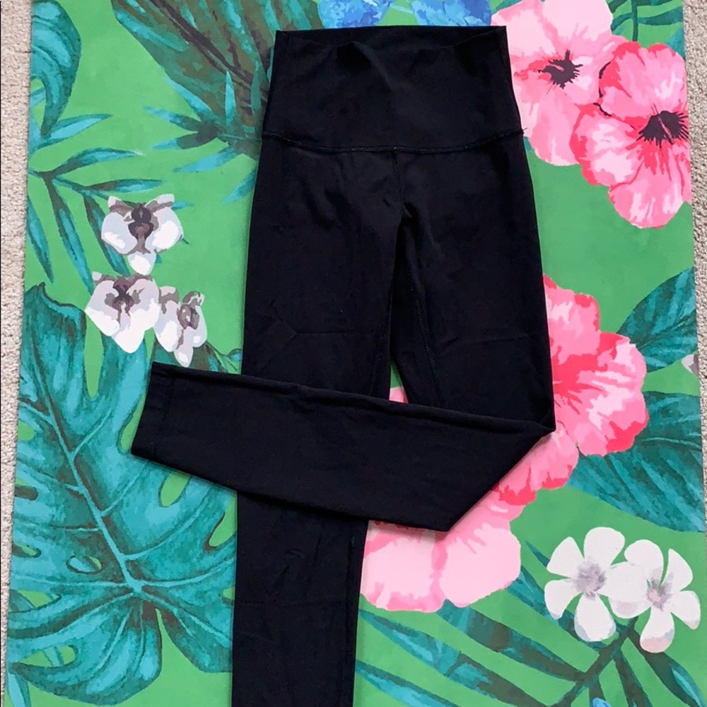 Lululemon Wunder Under leggings 25”